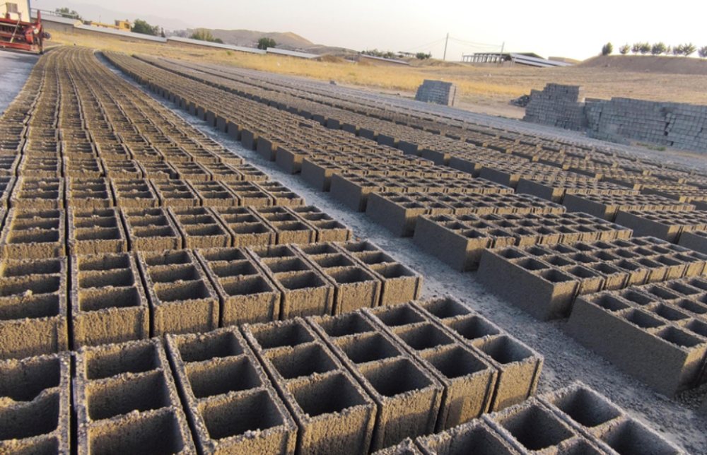کارگاه بلوک زنی در گیلان